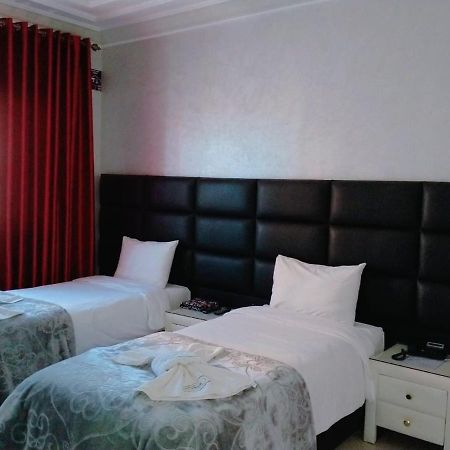 Hotel Hadaik Ain Asserdoune Beni Mellal Exterior foto