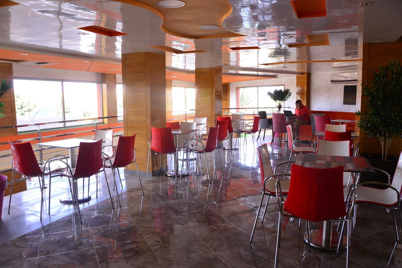 Hotel Hadaik Ain Asserdoune Beni Mellal Exterior foto